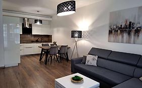 Taban Halifax Apartment - City Center & Free Parking
